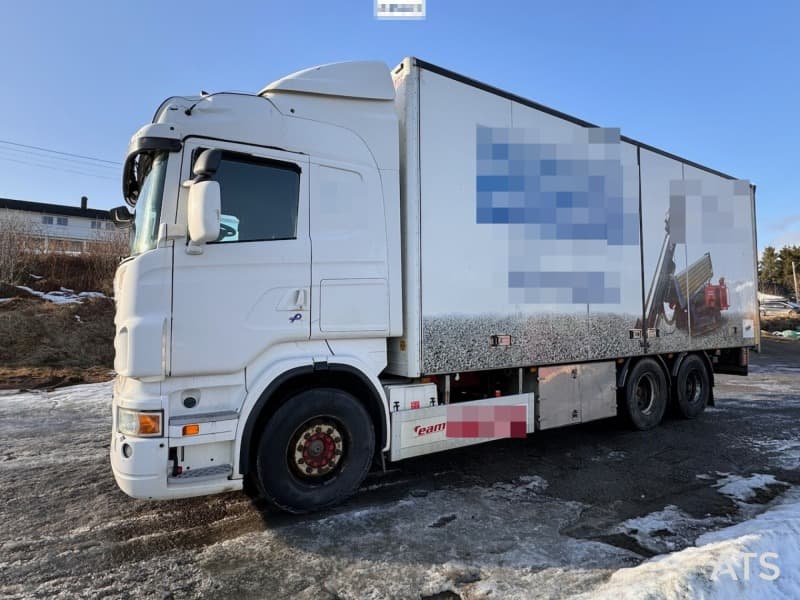 2009 Scania R480 6x2 box truck w/ rear lift